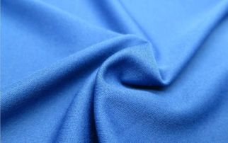 一布不息 服裝廠廢棄布料的輪回之路與壓褶技藝的新生